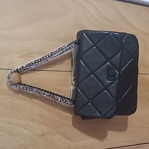 Gilda Paris Black Soft Quilted Studded Messenger Bag/Crossbody NEW!!! $1…